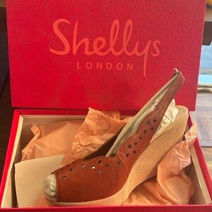 Shellys London Brown and Tan Wedges